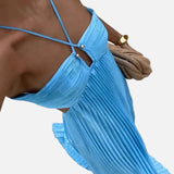 Vestit Maxi amb Coll Halter Plisat i Detall d'Espatlla Descoberta