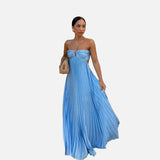 Vestit Maxi amb Coll Halter Plisat i Detall d'Espatlla Descoberta