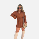 Vestit camiser negre elegant per a dona