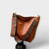 Lora. - Elegant Bossa Vintage