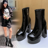 Carina – Talons alts amb plataforma extremadament alta, que aporten encant i confiança