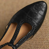 Astrid - Sabates Clàssiques de Cuir amb Tira T Trenzada