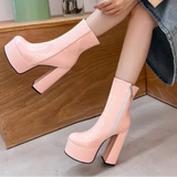 Carina – Talons alts amb plataforma extremadament alta, que aporten encant i confiança