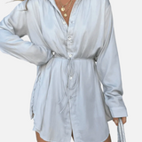 Vestit camiser negre elegant per a dona