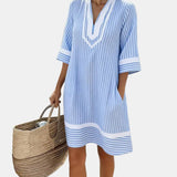 Klara™ | Vestit lleuger a ratlles amb escot en V